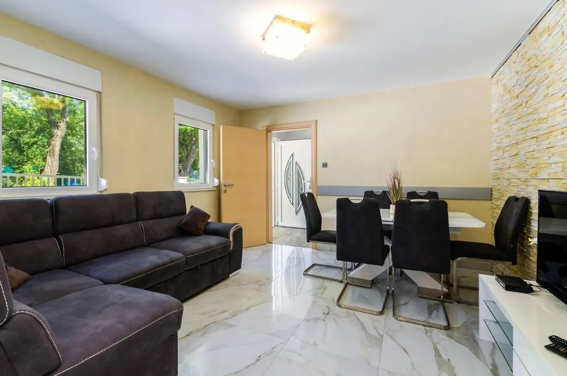 Holiday home Villa Novisol Bribir